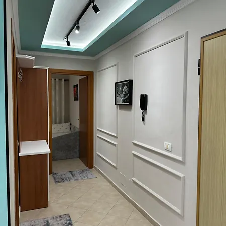 Manes Apartment Golem (Tirana)