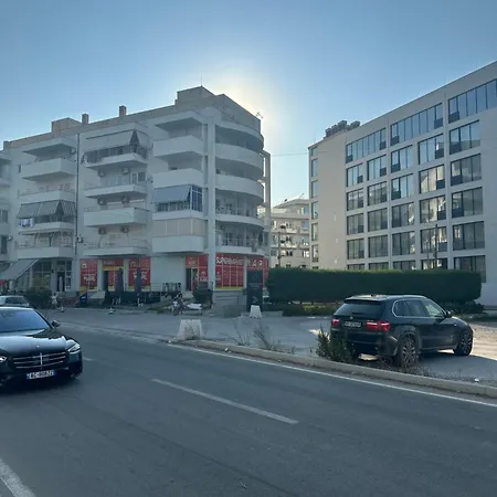 Manes Golem (Tirana)